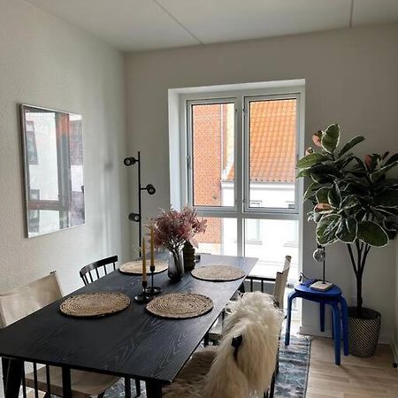 Moderne Lejlighed I Hjertet Af Odense C Apartment Bagian luar foto